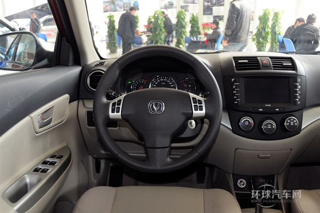 2012款 1.5L 自動運(yùn)動型