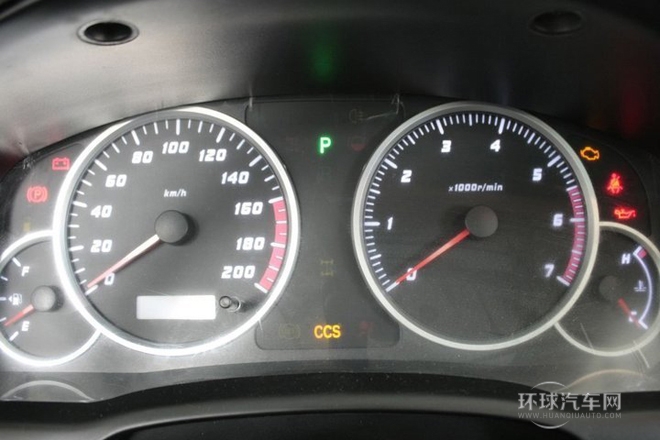 2011款 2.4L 自動四驅(qū)超豪華型