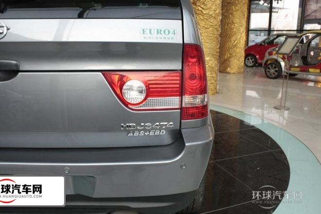 2011款 2.4L 自動四驅(qū)超豪華型