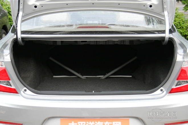 2013款 1.5L 自動(dòng)豪華型