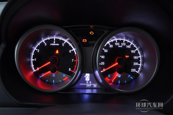 2013款 2.4L 自動尊貴型