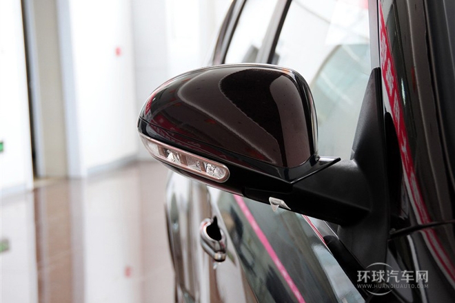 2013款 2.0L 手動(dòng)尊貴型