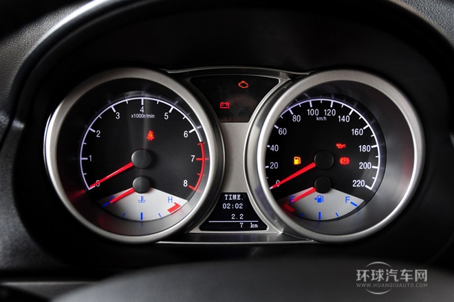 2013款 2.0L 手動(dòng)尊貴型