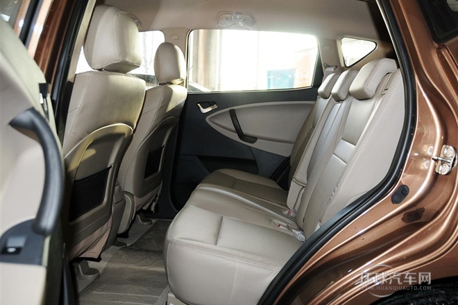 2013款 1.8L 手動(dòng)進(jìn)取型