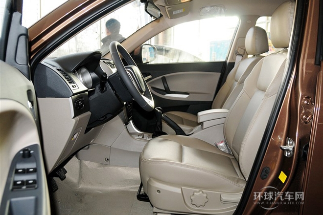 2013款 1.8L 手動(dòng)進(jìn)取型