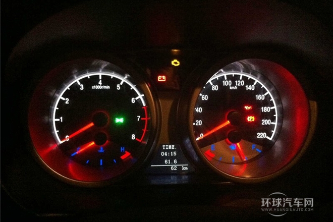 2013款 1.8L 手動(dòng)精英型