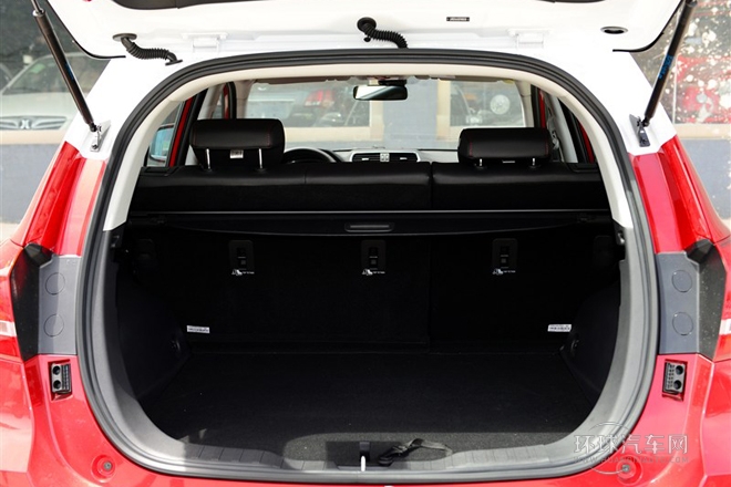 2014款 1.5T 手動兩驅(qū)精英版