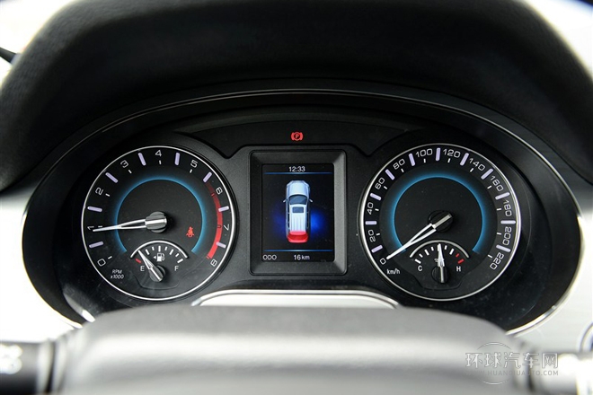 2014款 1.5T 手動兩驅(qū)精英版
