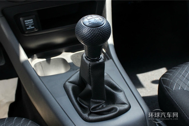 2013款 1.5L 自動(dòng)舒適型