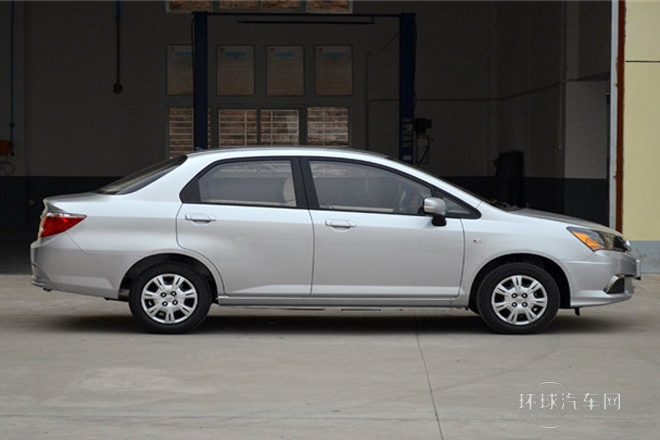 2014款 1.3L 自動(dòng)舒適型