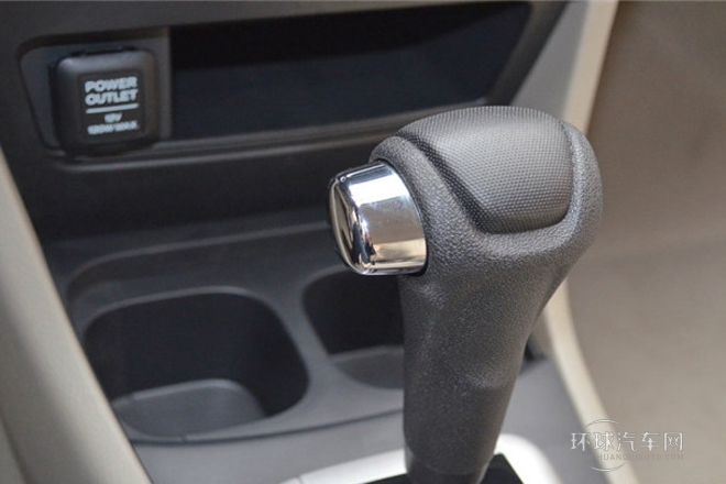 2014款 1.3L 手動(dòng)舒適型