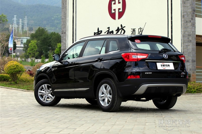 2014款 1.8T 自動(dòng)時(shí)尚型