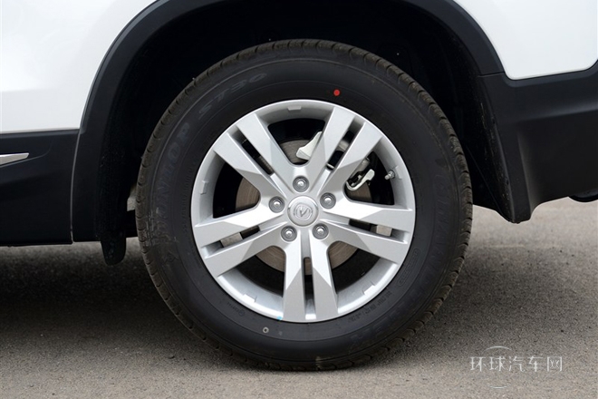 2014款 1.8T 自動(dòng)尊貴型