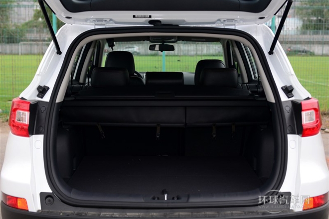 2014款 1.8T 自動(dòng)尊貴型