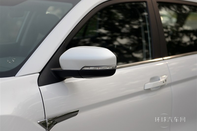 2014款 2.0L 手動領(lǐng)先型