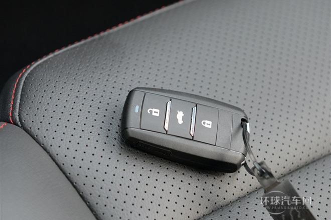 2014款 2.0L 手動(dòng)舒適型