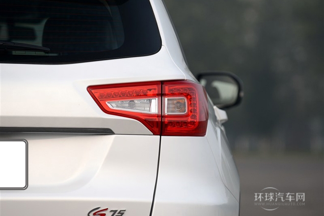 2014款 2.0L 手動(dòng)舒適型