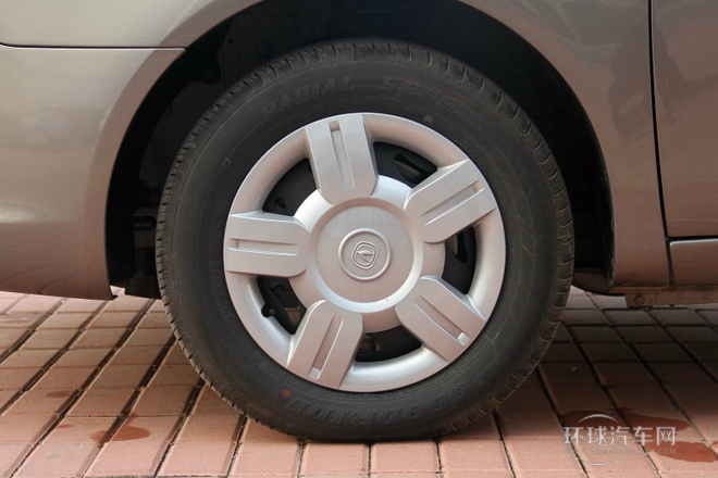 2012款 三廂 1.6L 手動(dòng)舒適型