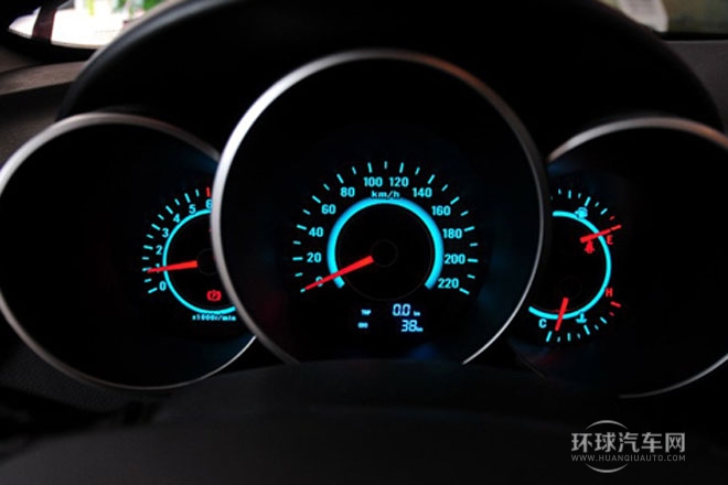 2013款 1.6L 手動(dòng)俊酷型 國(guó)IV