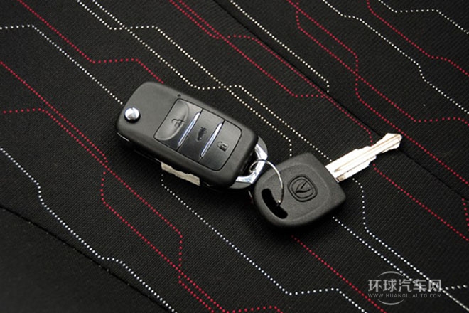 2013款 1.6L 手動(dòng)尚酷型 國(guó)V