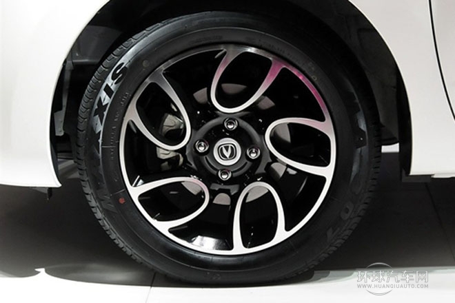 2013款 1.6L 手動(dòng)尚酷型 國(guó)V