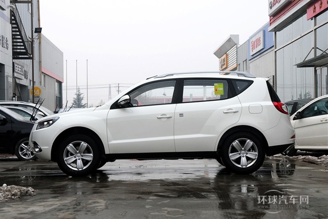 2013款 1.8L 手動(dòng)尊貴型