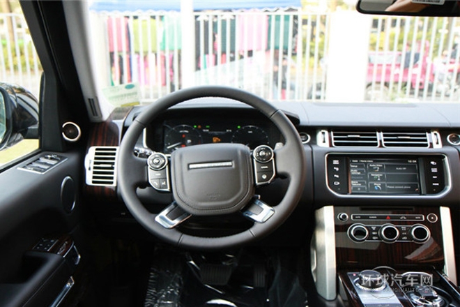 2014款 3.0 V6 SC Vogue SE 創(chuàng)世加長(zhǎng)版