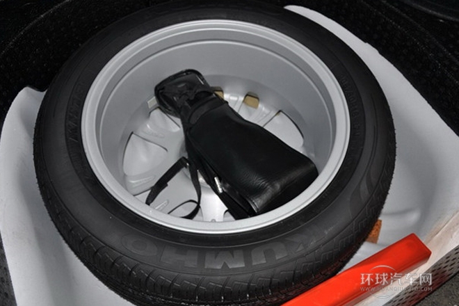 2012款 Sportback 1.8L 自動(dòng)尊貴型
