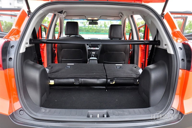 2014款 1.5L 手動豪華智能型