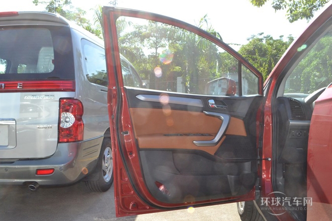 2014款 1.5L 手動(dòng)舒適型