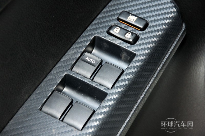 2013款 2.0L CVT四驅(qū)新銳版