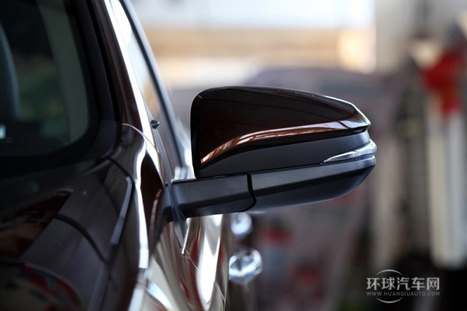2013款 2.5L 自動四驅(qū)豪華版