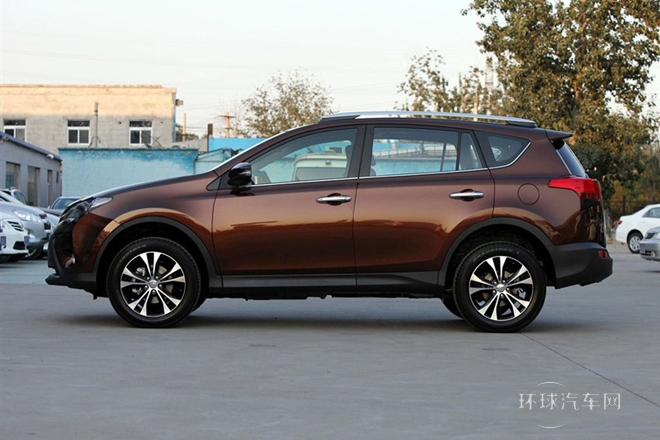 2013款 2.5L 自動四驅(qū)豪華版