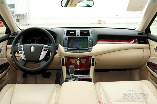 2012款 V6 2.5L Royal 導(dǎo)航版