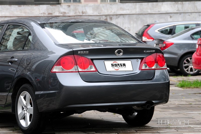 2012款 1.8L 手動(dòng)