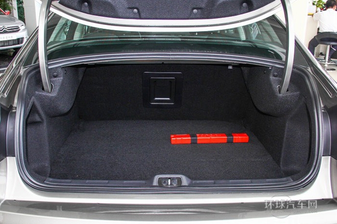 2014款 2.0L 自動(dòng)尊享型