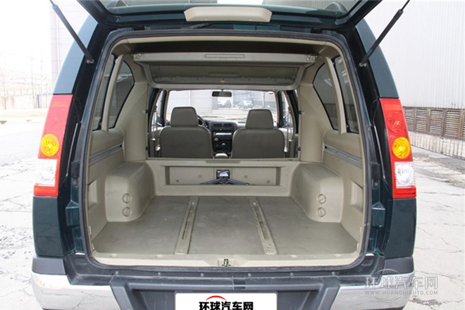 2010款 3.0T柴油兩驅(qū)豪華型ZD30D13-3N