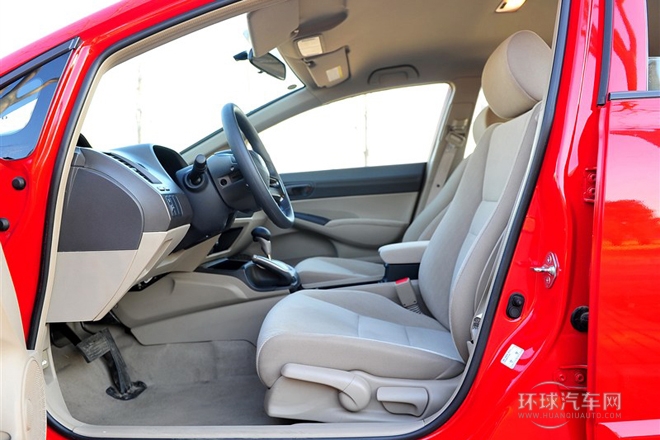2012款 1.8L 自動