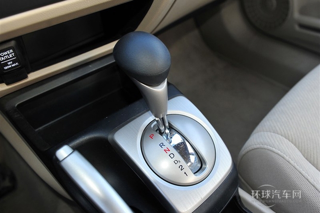 2012款 1.8L 自動