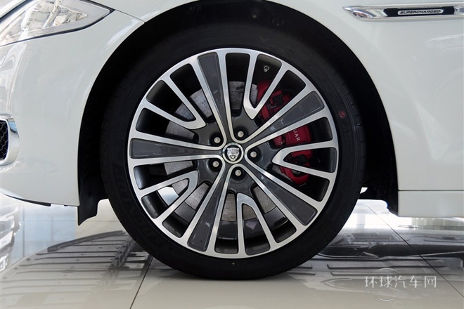 2013款 XJL 5.0 SC 巔峰創(chuàng)世版 四座