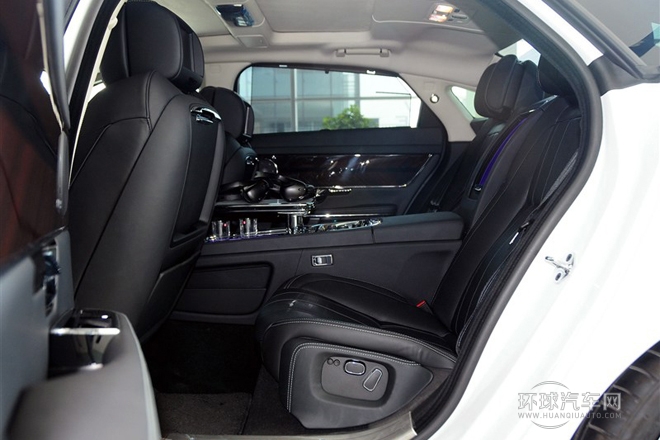 2013款 XJL 5.0 SC 巔峰創(chuàng)世版 四座
