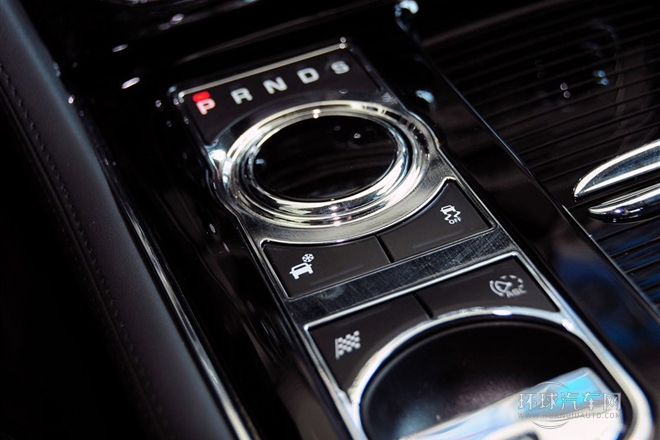 2013款 XJL 5.0 SC 巔峰創(chuàng)世版 四座