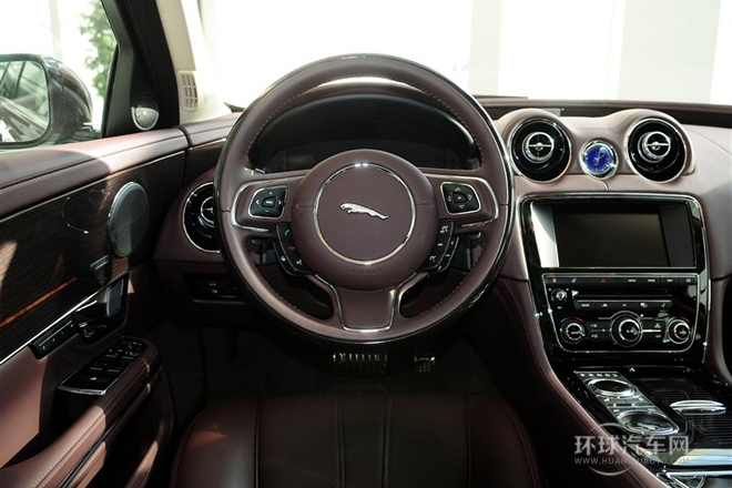 2013款 XJL 5.0 SC 巔峰創(chuàng)世版 五座