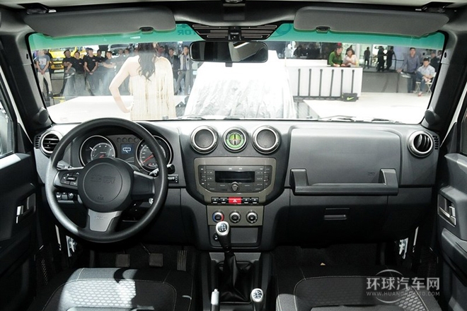 2014款 2.4L 手動酷野版