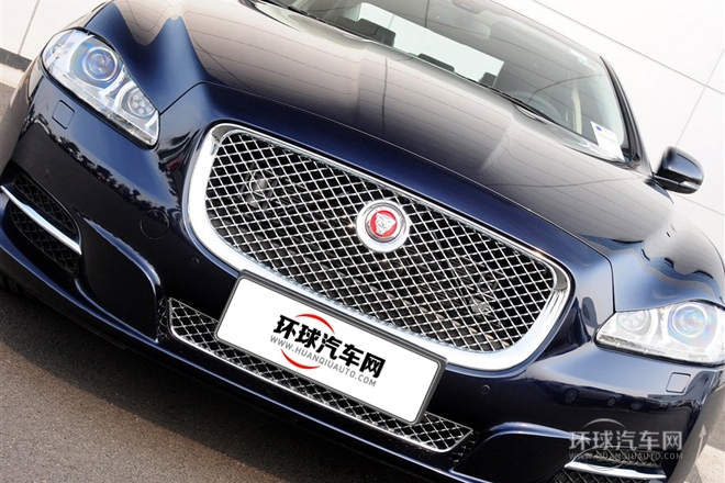 2014款 XJL 2.0T 兩驅(qū)全景商務(wù)版