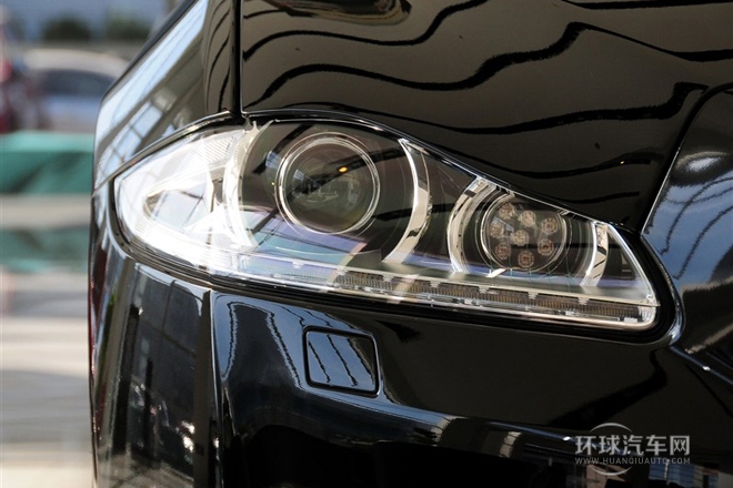 2014款 XJL 3.0 SC 兩驅(qū)尊享商務(wù)版