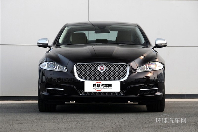 2014款 XJL 3.0 SC 四驅(qū)全景商務版