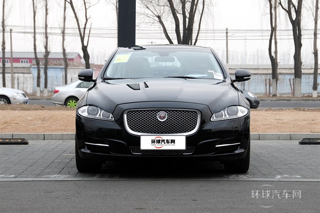 2014款 XJL 3.0 SC 四驅(qū)尊享商務(wù)版