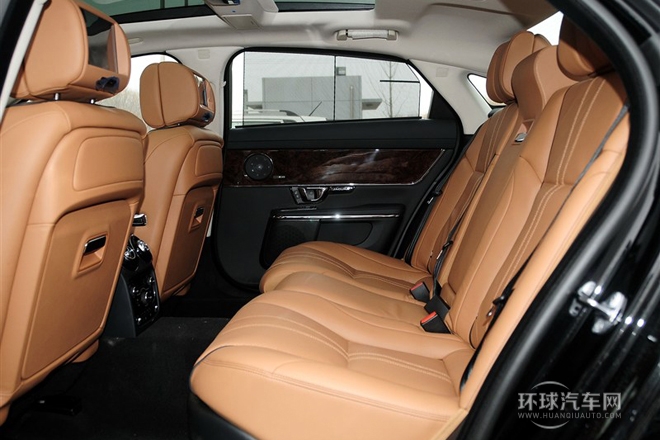 2014款 XJL 3.0 SC 四驅(qū)尊享商務版