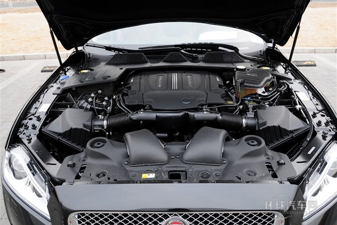 2014款 XJL 3.0 SC 四驅(qū)尊享商務(wù)版